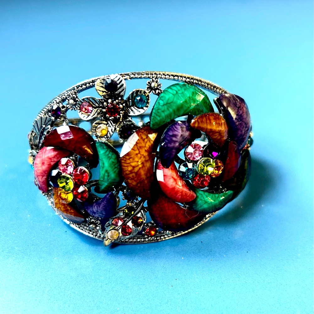 New! Colorful Faceted Rhinestones Bracelet Jewelry filigree metal clamper style